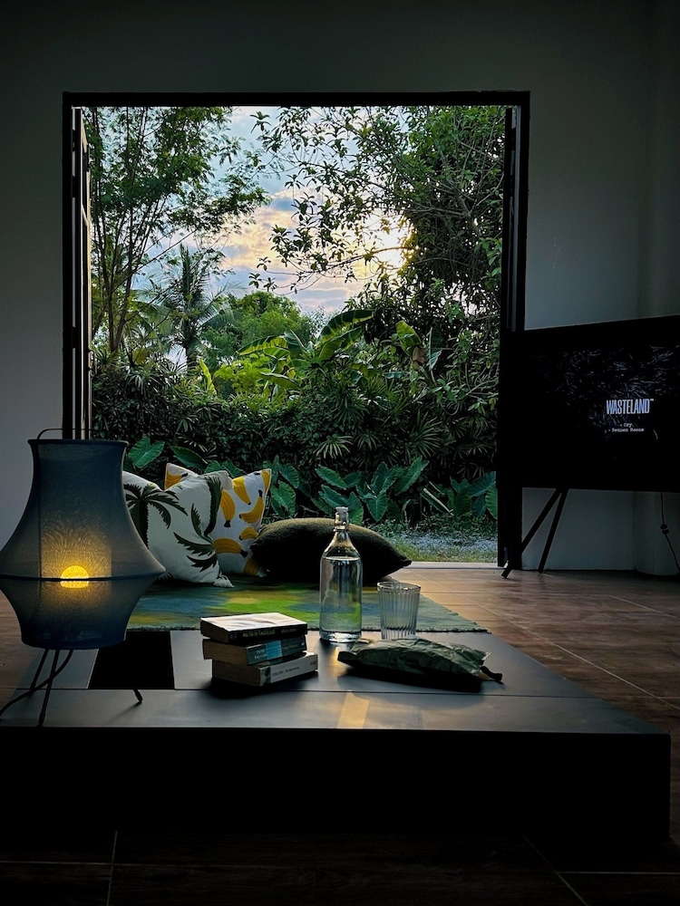 Deluxe Room, Non Smoking, Garden Area photo 3