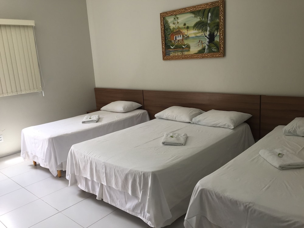 Basic Quadruple Room photo 3