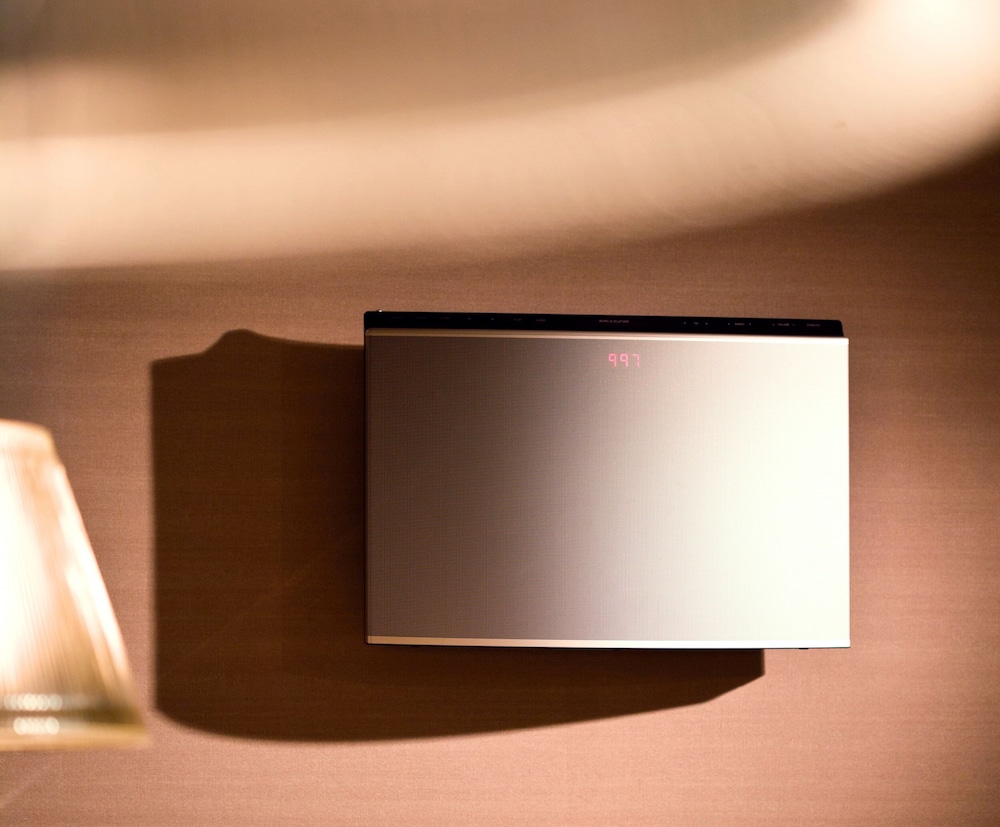 Premier Room thumbnail 6