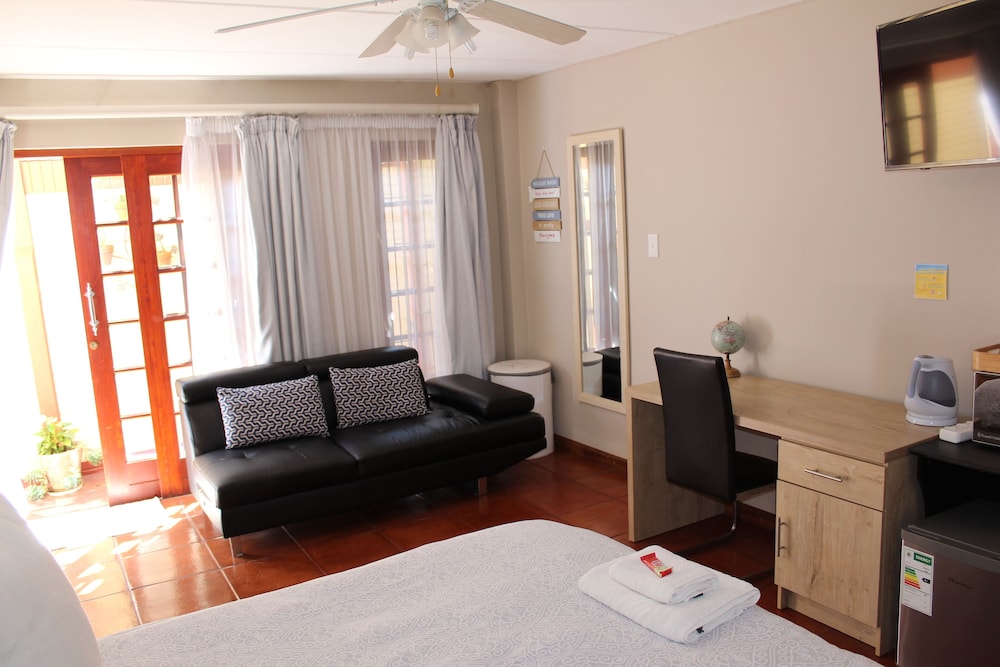 Private Haven Suite photo 3