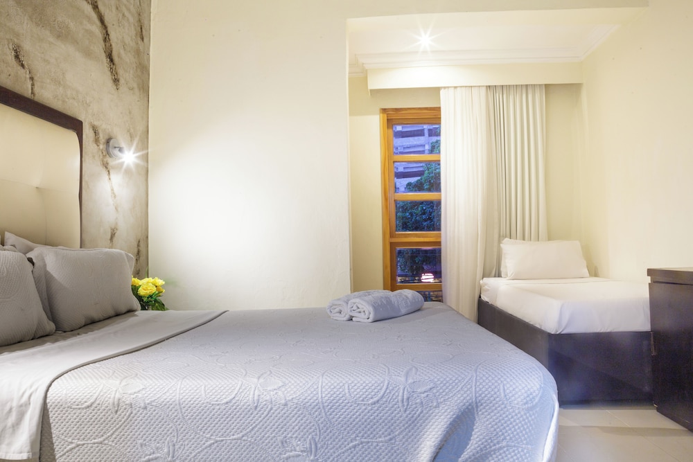 Standard Triple Room - Photo 1