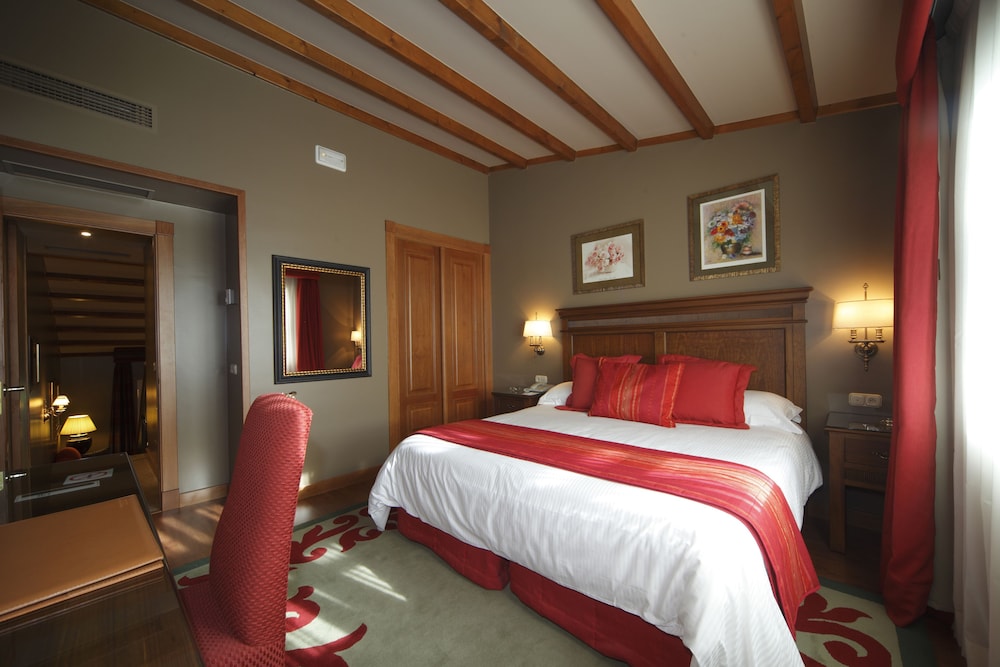 Villa (2 Adults) - Photo 10
