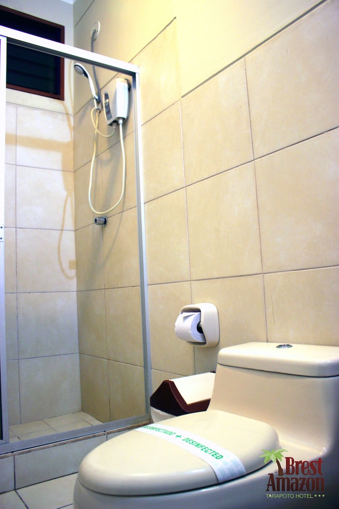 Double Room (with Fan) photo 3
