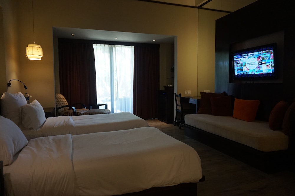 Deluxe Room, 2 Twin Beds - Photo 3