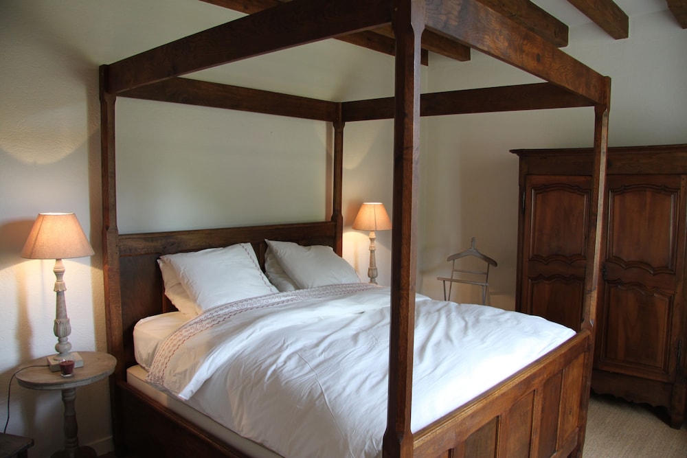 Classic Cottage, 3 Bedrooms, Non Smoking, Valley View photo 1