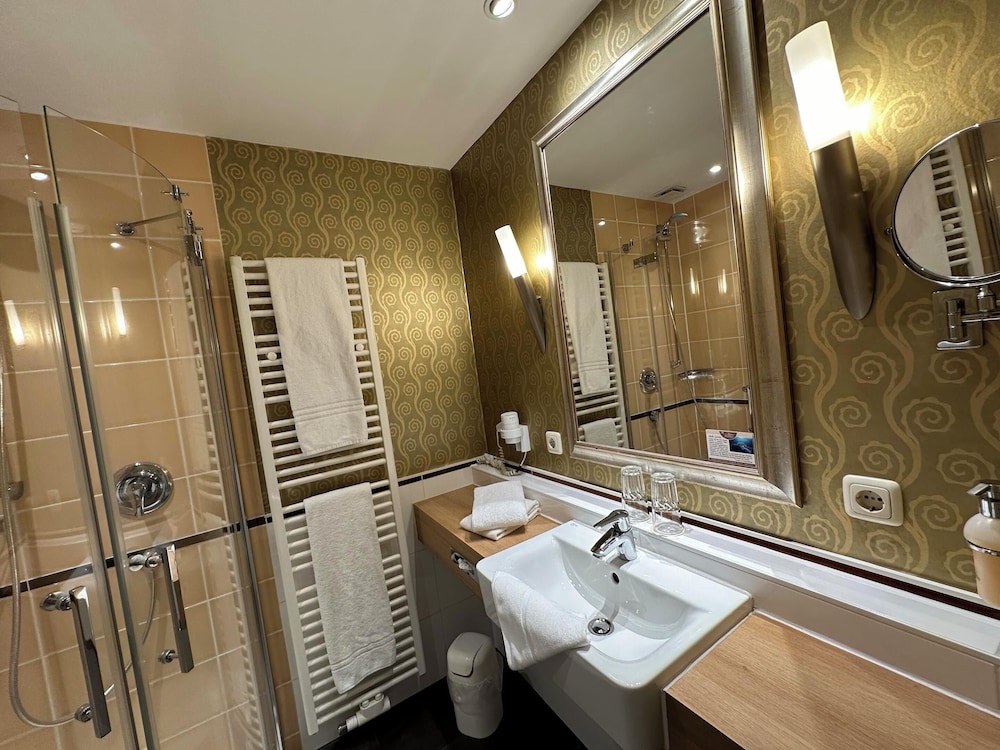 Superior Room - Photo 6