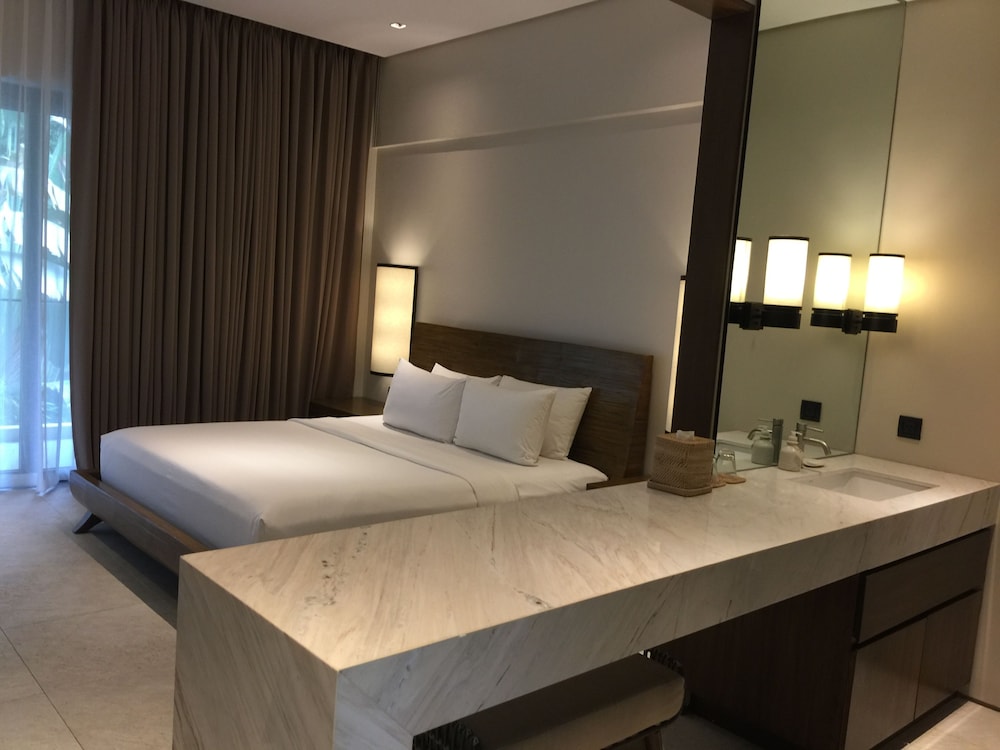 Deluxe Room - Photo 5