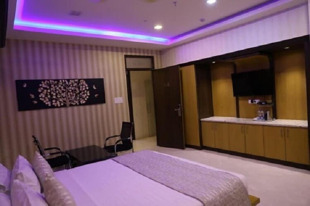 Deluxe Single Room photo 3