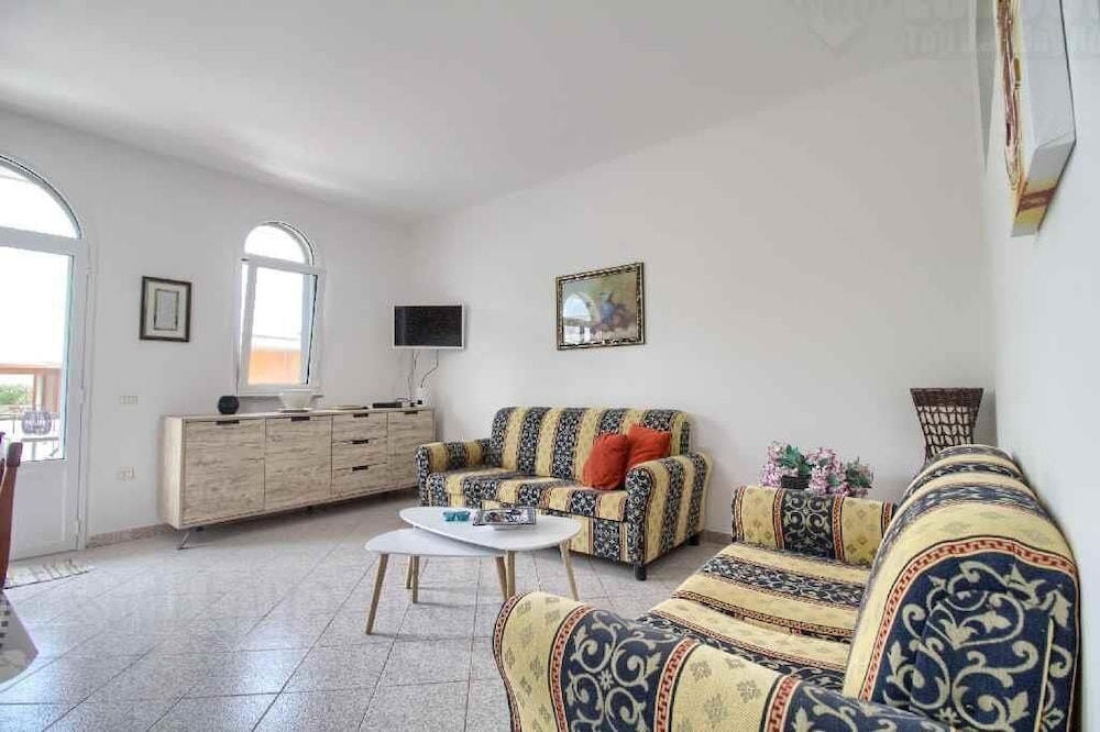 Apartment (3 Bedrooms) photo 1