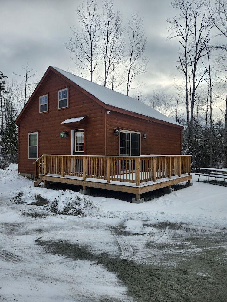 Rosewood Villa #16, Brand New 2 Bedroom Log Cabin photo 1