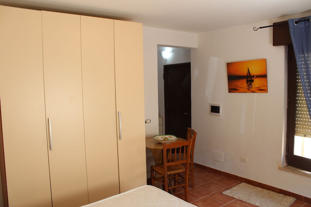 Apartment photo 3