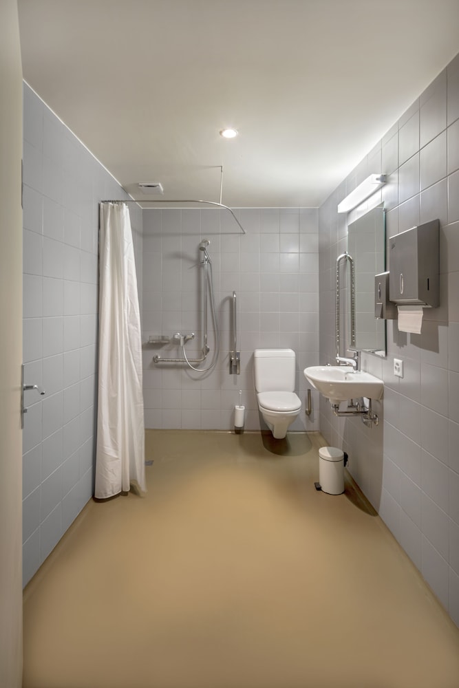 Standard Double Room, Private Bathroom photo 2