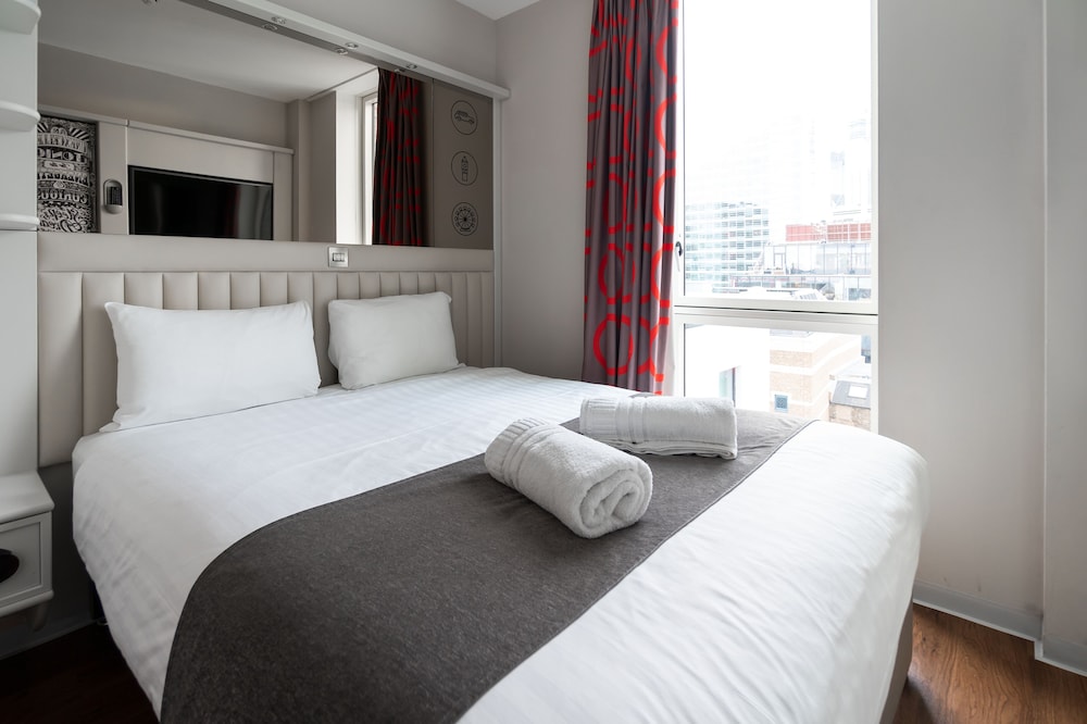 Classic Double Room, photo 7