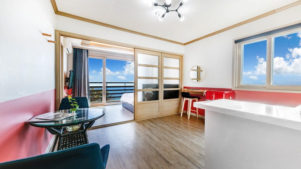 Basic Room, 1 Bedroom (Oregano Suite Room) photo 1