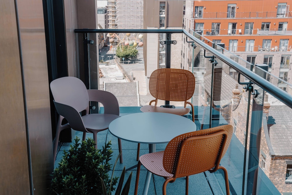 Premium Room, 2 Double Beds, Balcony, City View (Top Floor) - Photo 7