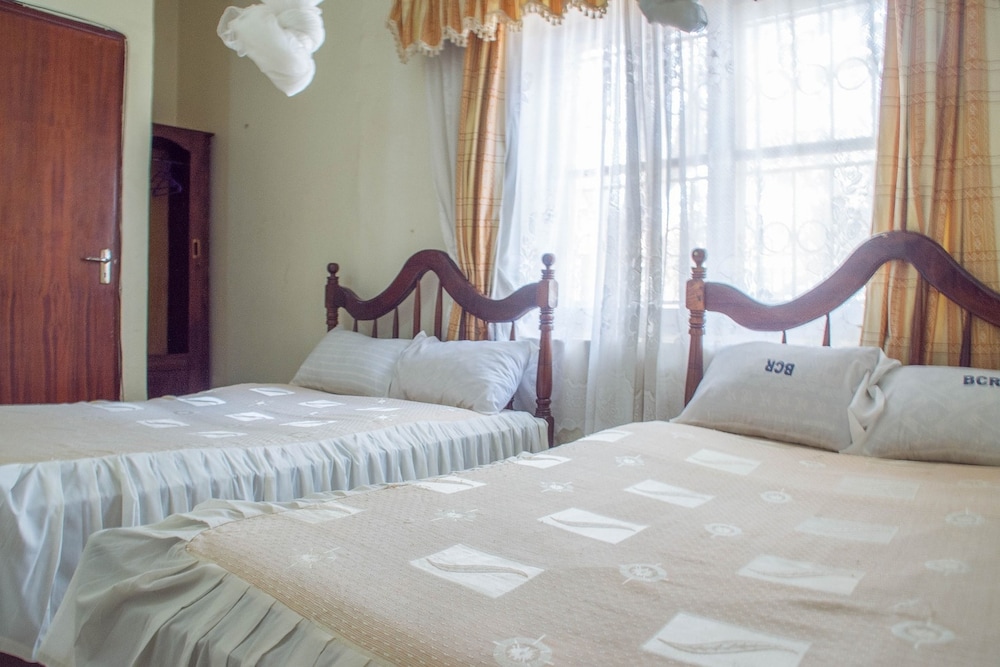 Standard Twin Room photo 1