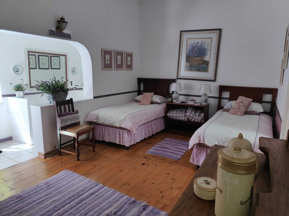 Standard Twin Room, Garden View photo 1