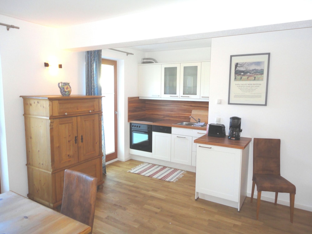 Family Apartment, 1 Bedroom, Non Smoking, Mountain View