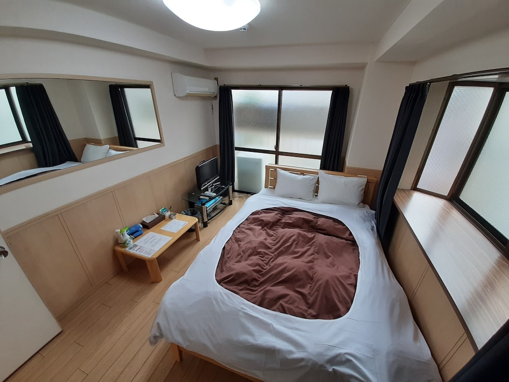 Basic Double Room, 1 Double Bed, Refrigerator & Microwave