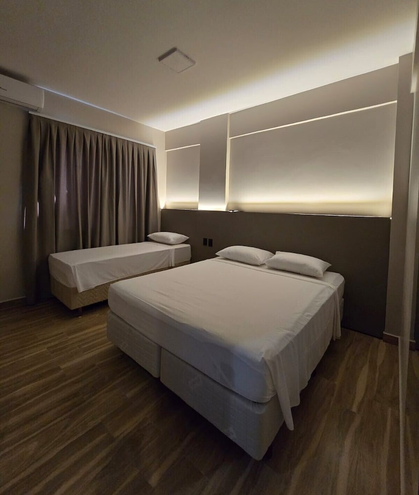 Deluxe Triple Room - Photo 2