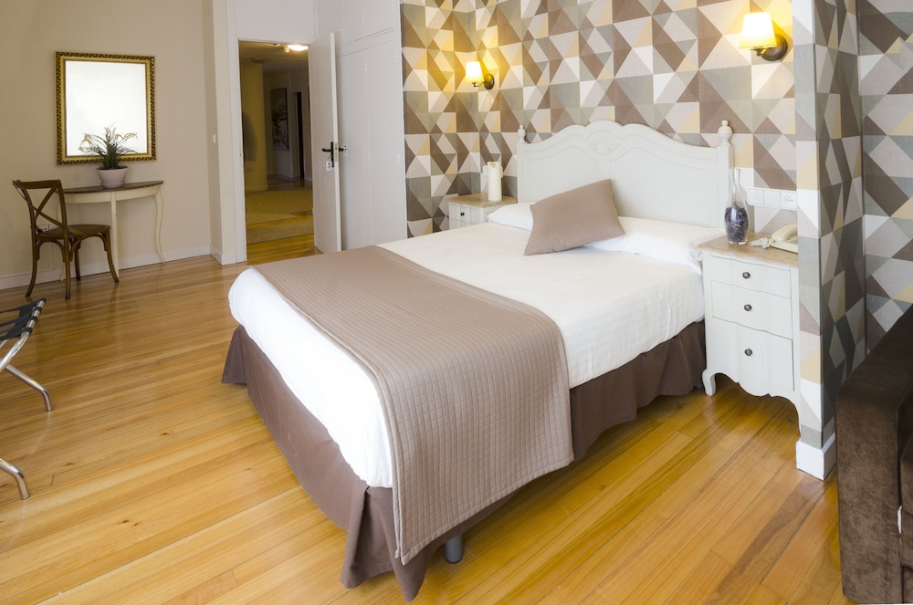 Double Room - Photo 3