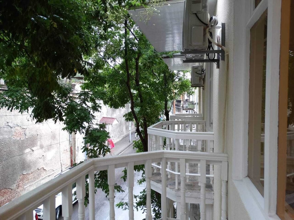 Family Quadruple Room, Balcony (302) photo 2