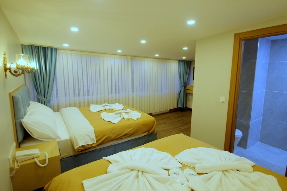 Family Quadruple Room, Park View photo 1