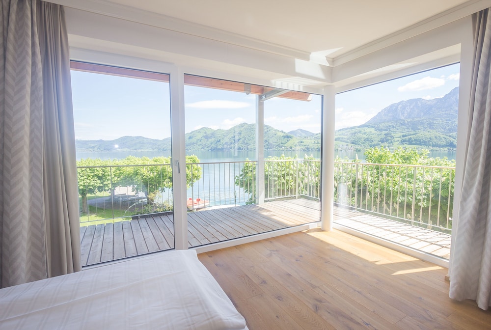 Panoramic Studio, Lake View, Lakeside