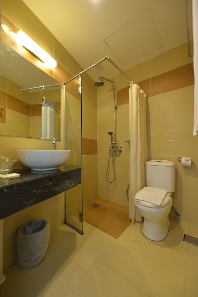 Superior Double Room (No View) - Photo 7