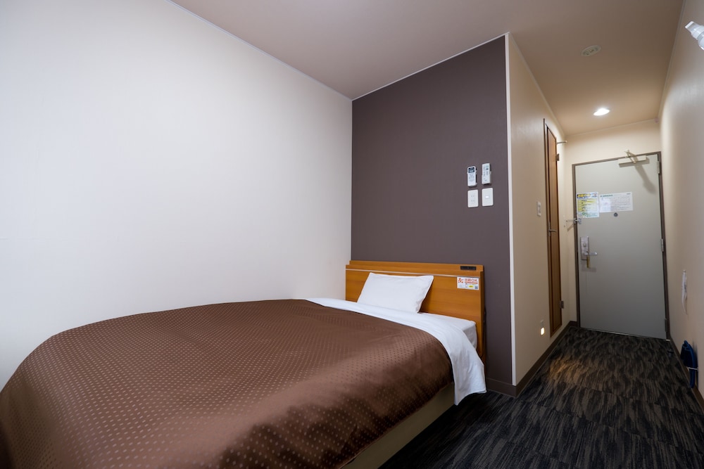 Single Room, B-SB  , Non Smoking [With Shower Booth](East Wing) photo 2