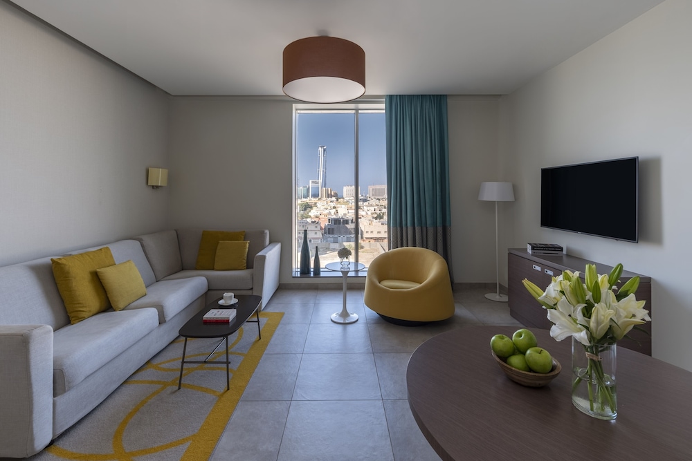 Apartment, 2 Bedrooms - Photo 9