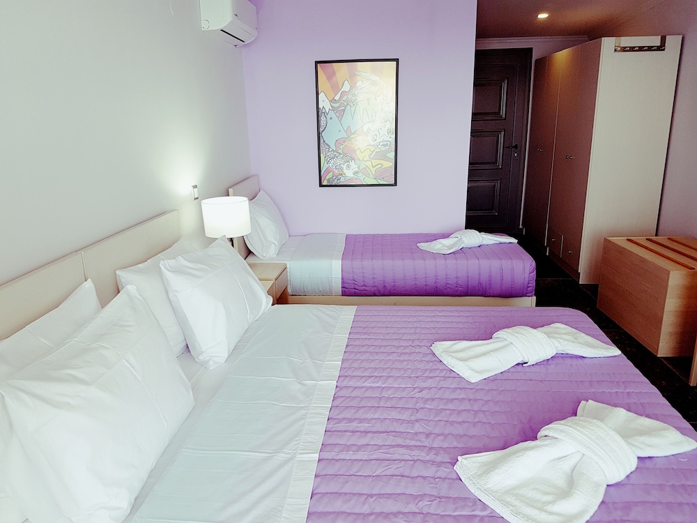 Superior Triple Room, Beach View