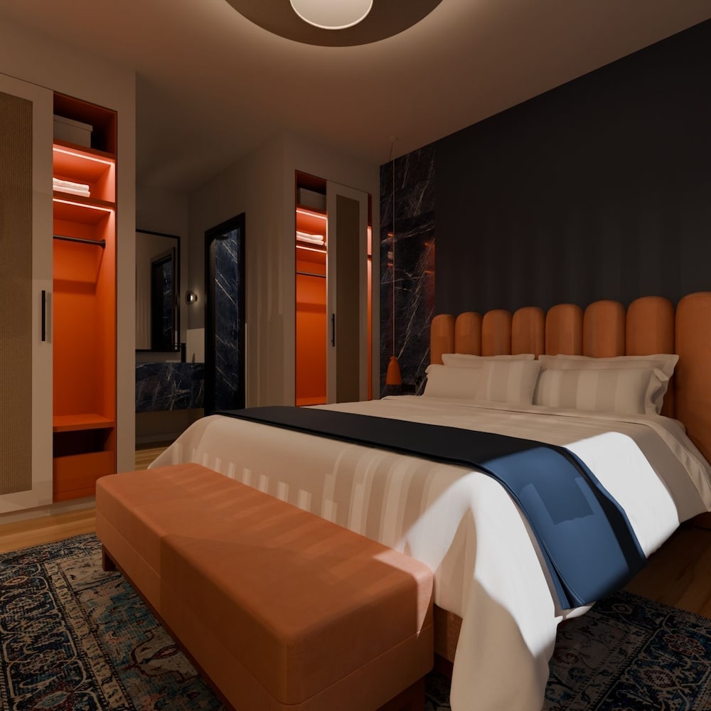 Grand Villa with Sea View and Heated Pool - Photo 5