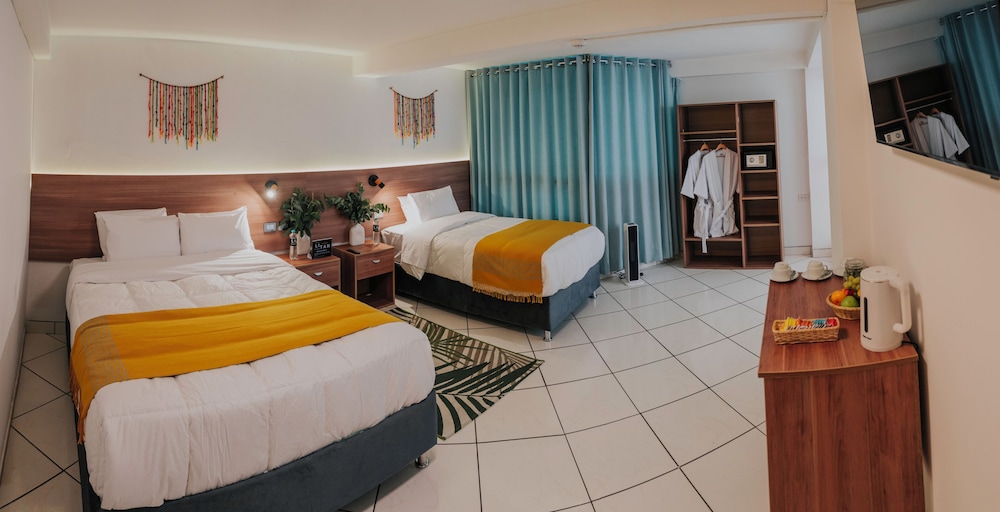 Comfort Triple Room