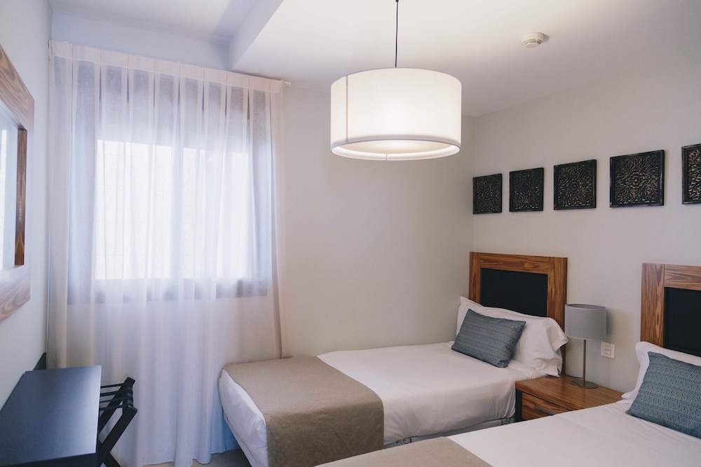 Apartment, 2 Bedrooms (6p) thumbnail 5