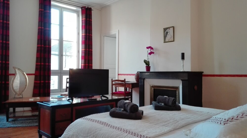 Standard Double Room - Photo 2