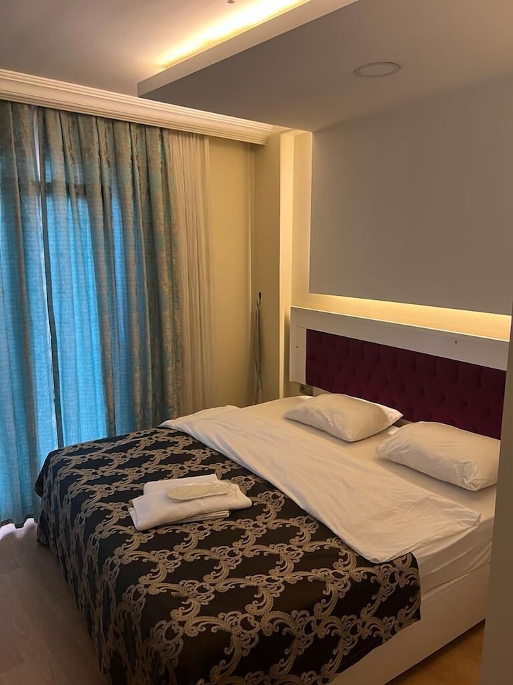 Double or Twin Room, City View photo 2