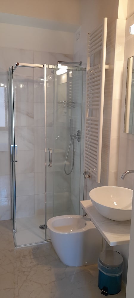 Superior Double Room, Non Smoking, Canal View photo 2