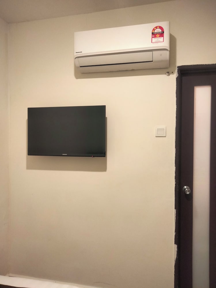 Basic Single Room photo 2
