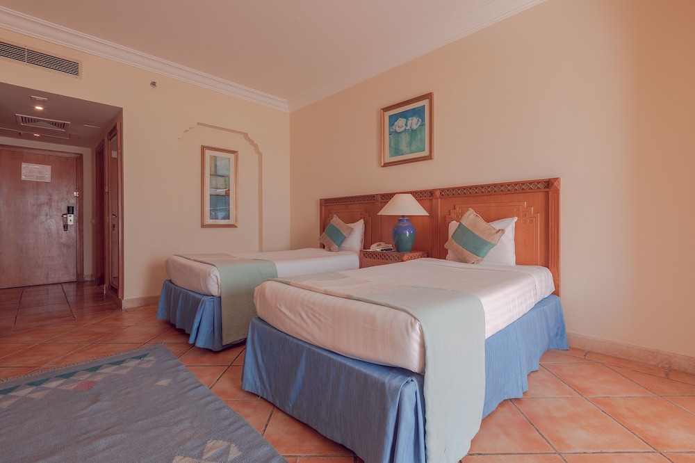 Superior Room - Photo 5