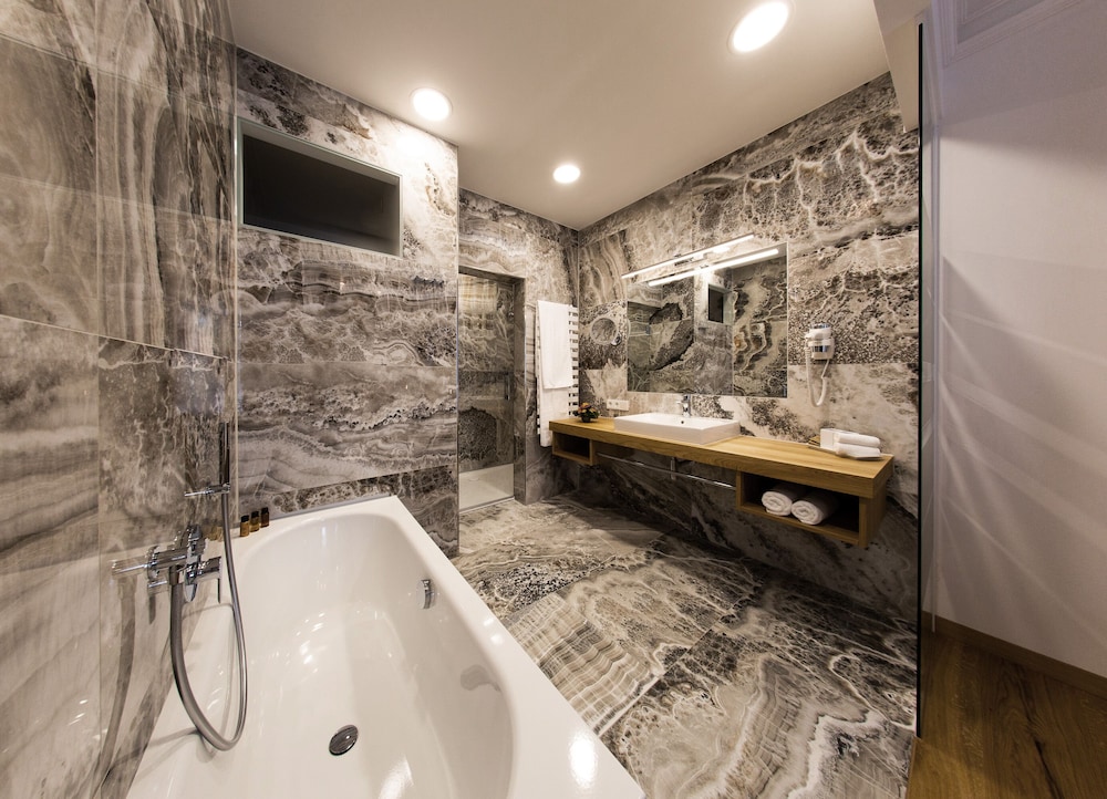 Luxury Double Room photo 3