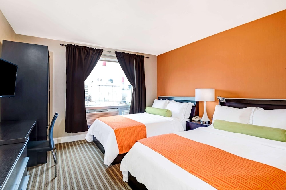 Twin Room, Multiple Beds, Non Smoking