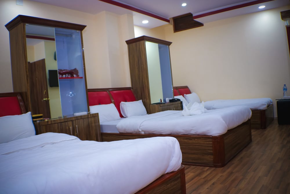 Deluxe Double or Twin Room, Multiple Beds, Smoking