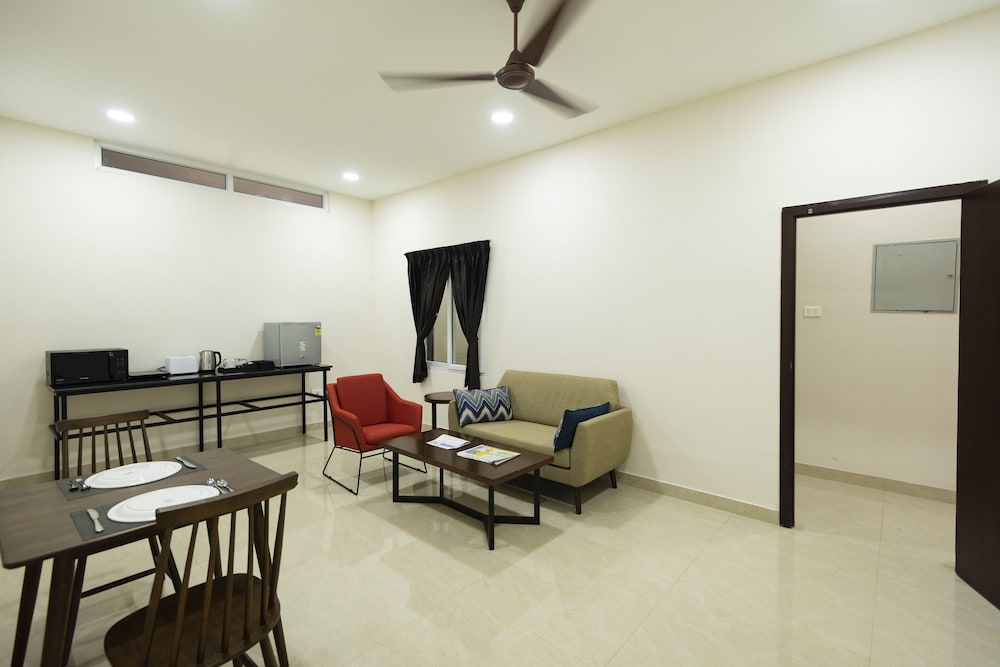 Luxury Suite photo 2