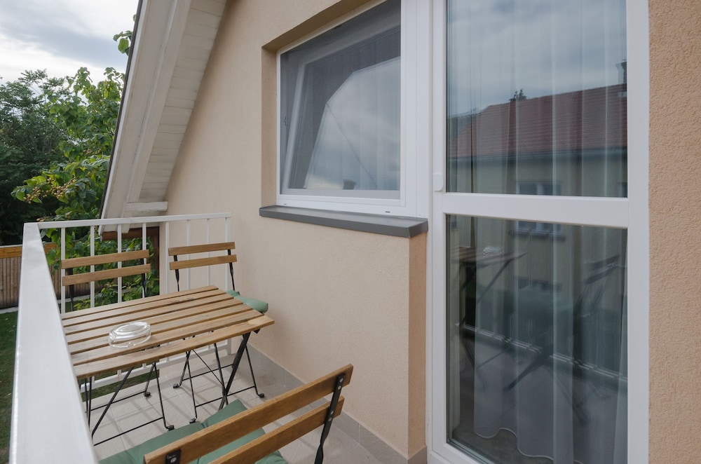 Superior Triple Room, Balcony photo 2