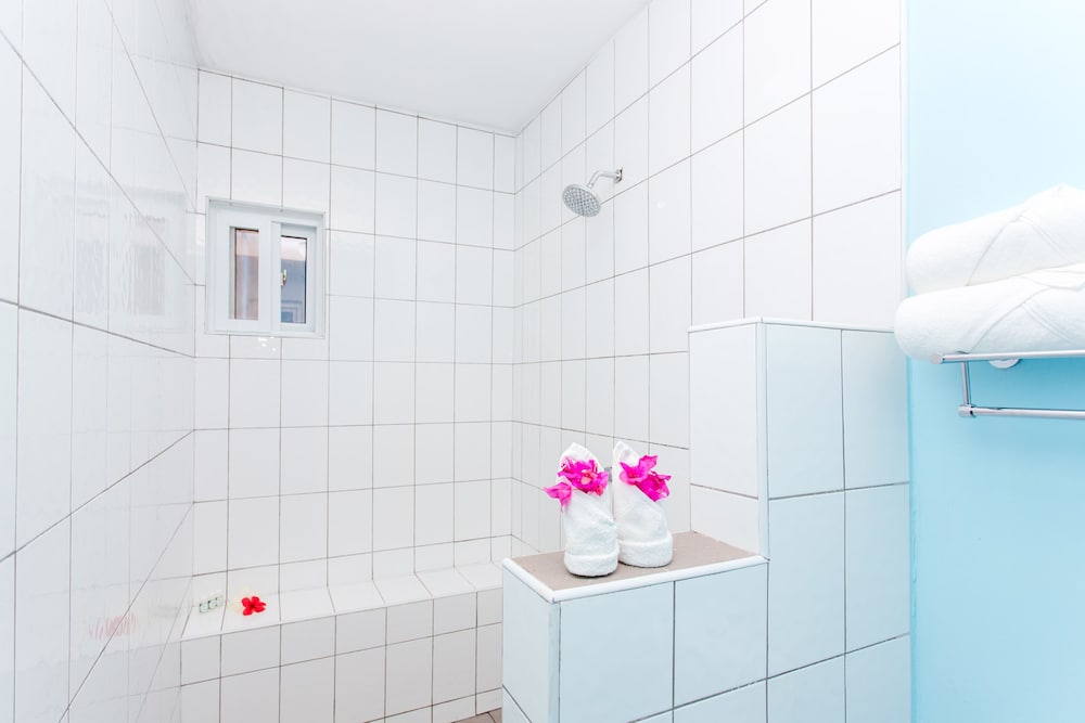 Family Apartment, 2 Bedrooms, Pool Access, Pool View photo 5