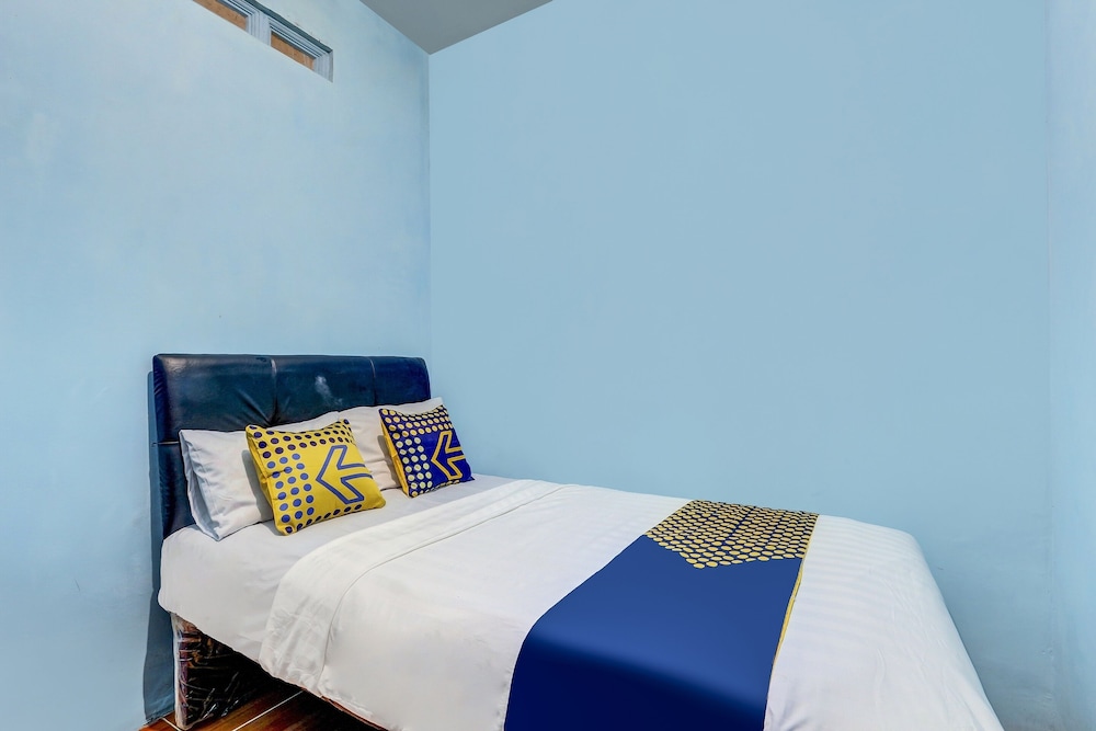 Basic Twin Room photo 2