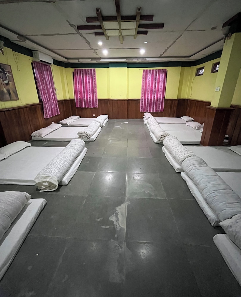 Economy Shared Dormitory, Garden View
