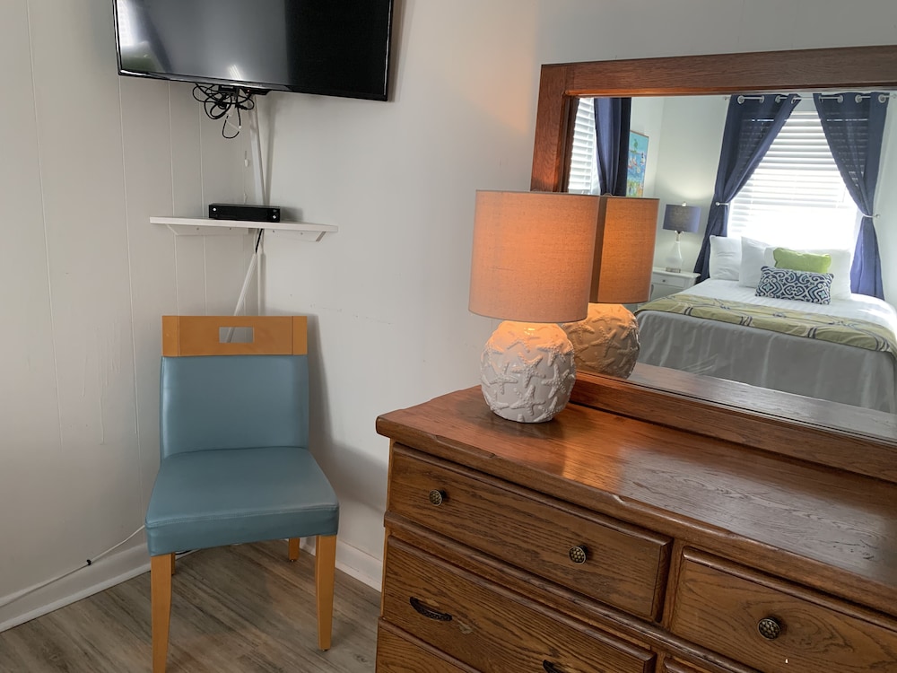 Barefoot Cottages photo 1