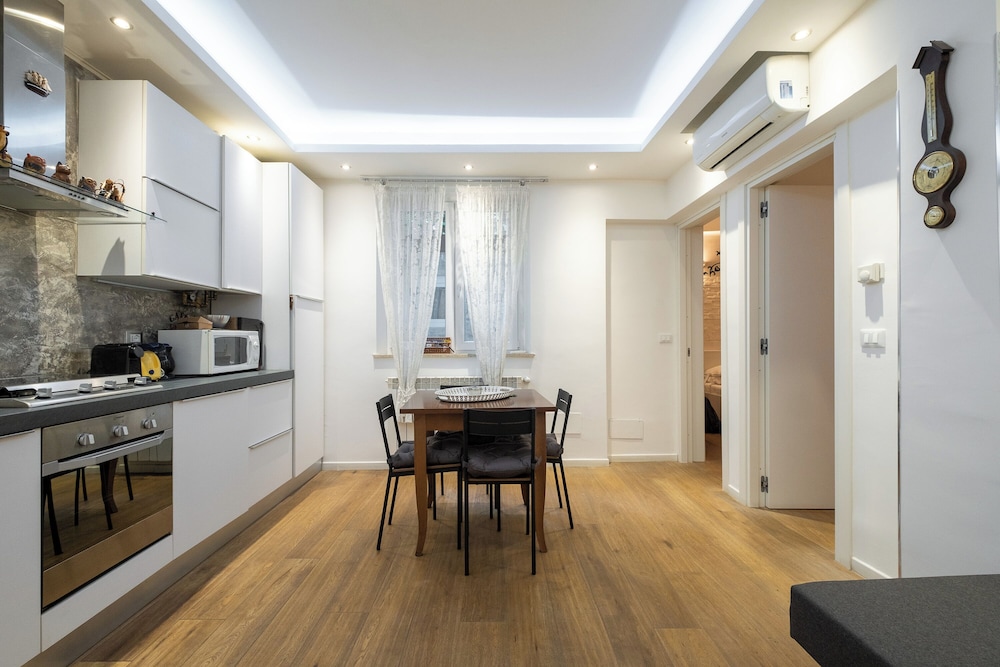 Apartment - Photo 10
